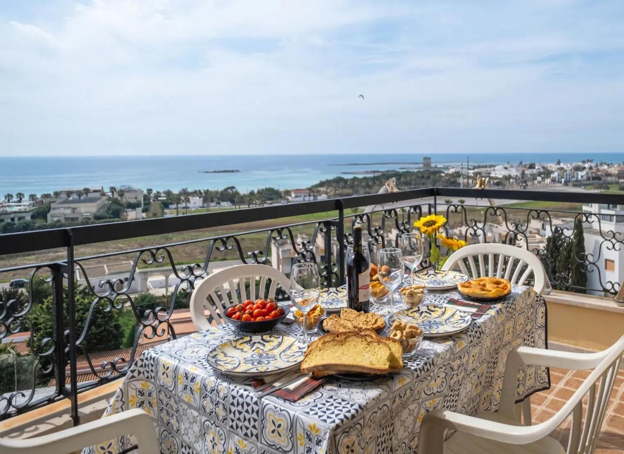 The Sea View Panoramic Villa Porto Cesareo Eksteriør billede